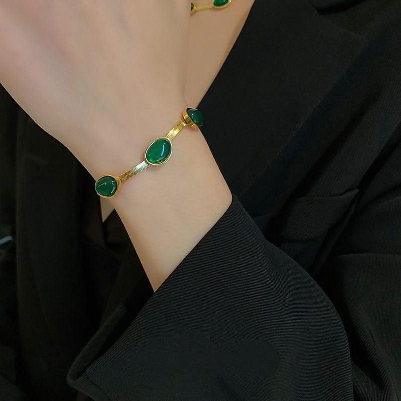 Oval Green Crystal Pendant Necklace and Bracelet Set