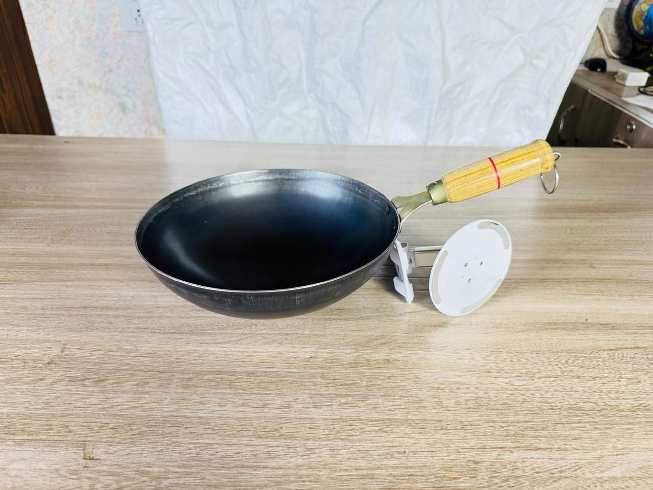 Non-Stick Cast Iron Cooking Pot