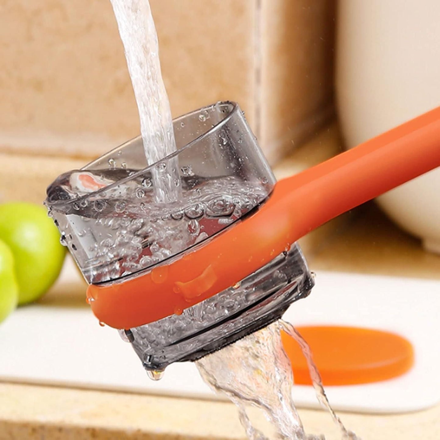 Vegetable Peeler with Convenient Storage Box