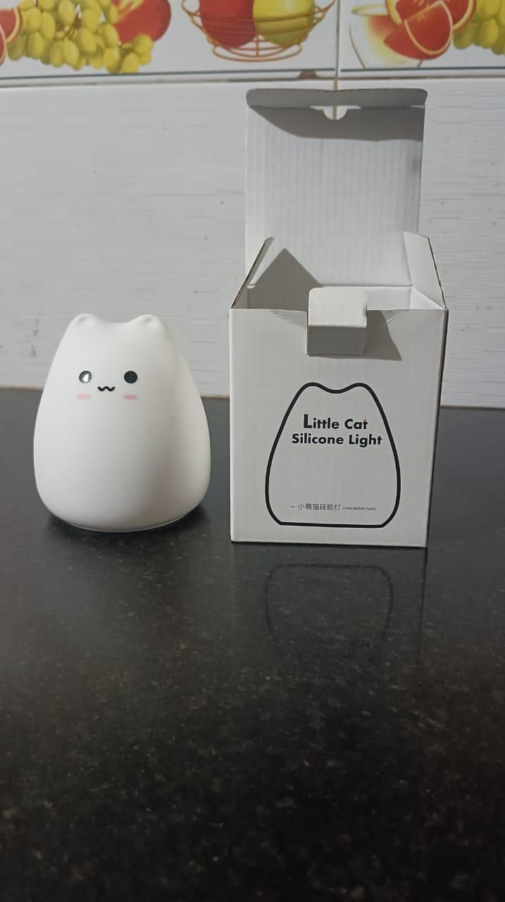 Little Cat-Shaped Silicone Light